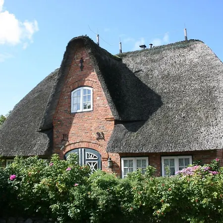 Friesenhaus Kaeptn Hahn Hausteil 06 아파트 베스터란트